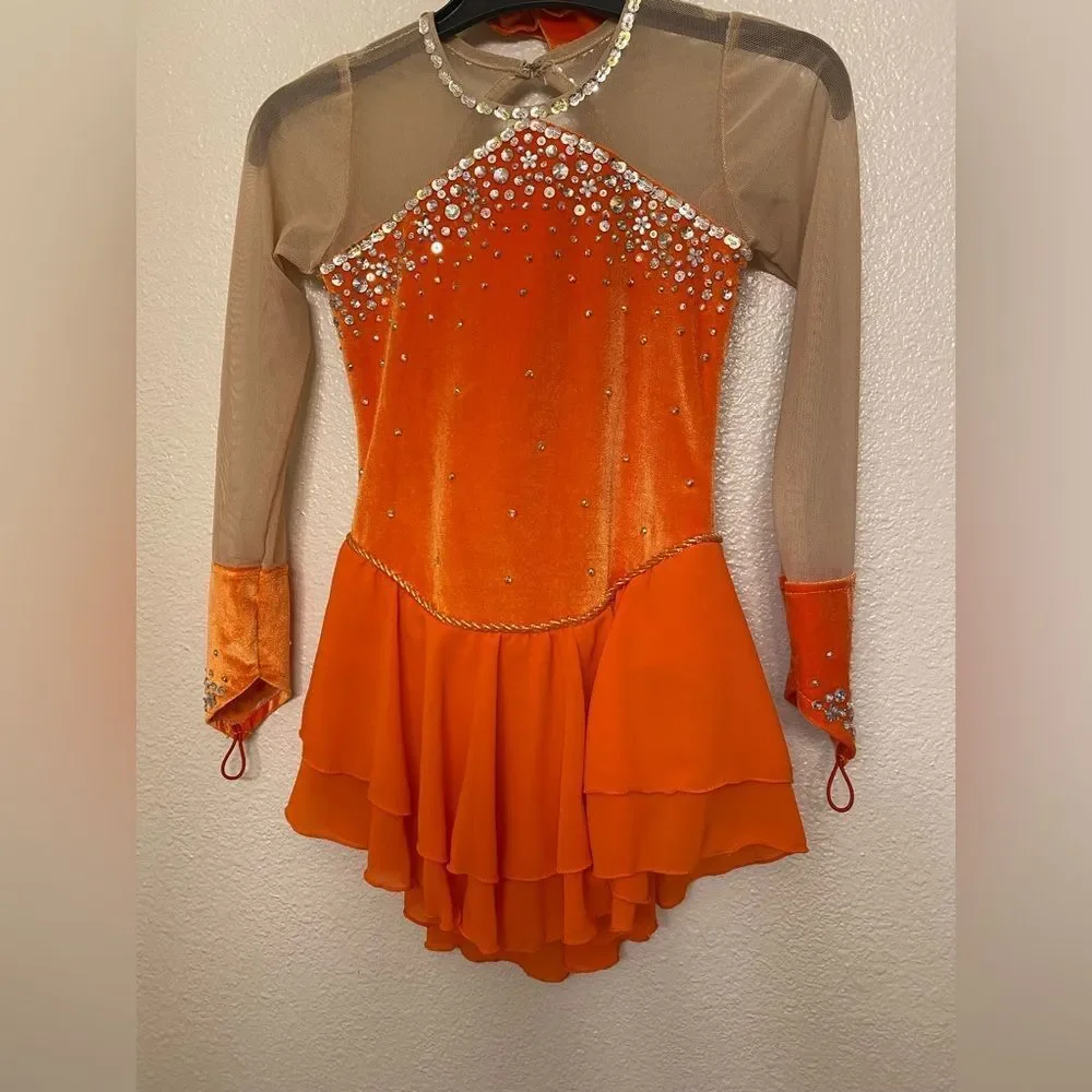 Glamour custom solo dance